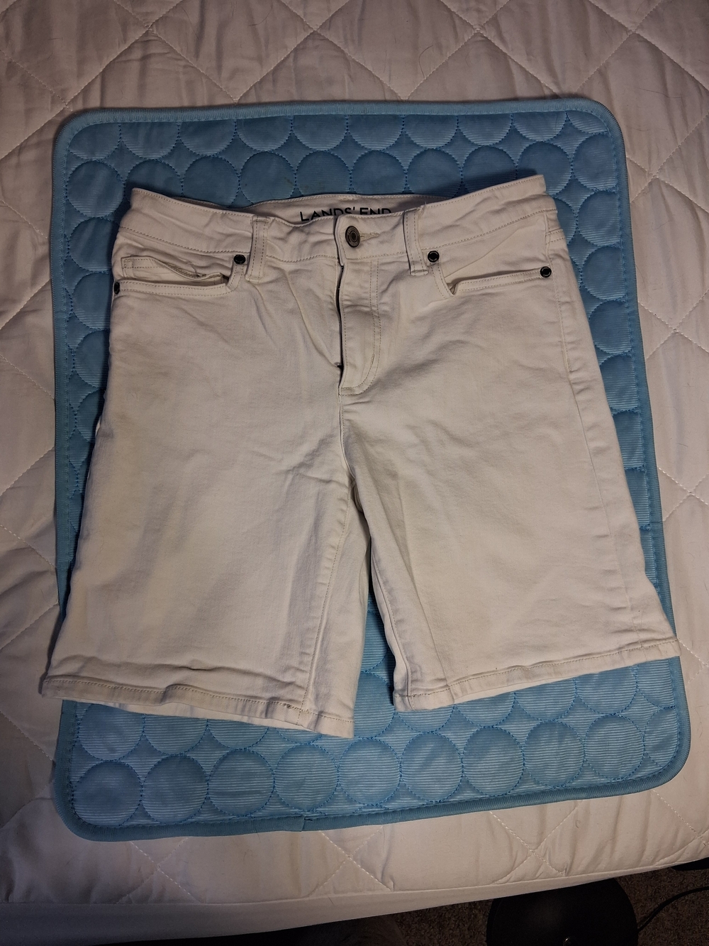 Lands' End Women's White Stretch Bermuda Shorts 4